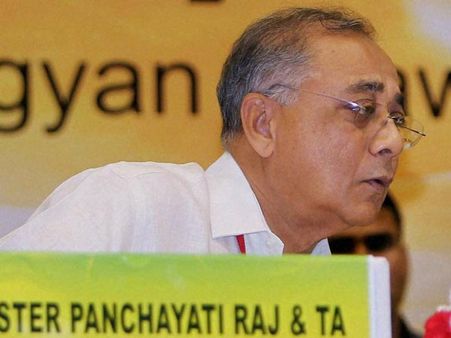 కిరణ్‌ను తొలగిస్తేనే సాధారణ పరిస్థితి: తెలంగాణపై కిషోర్