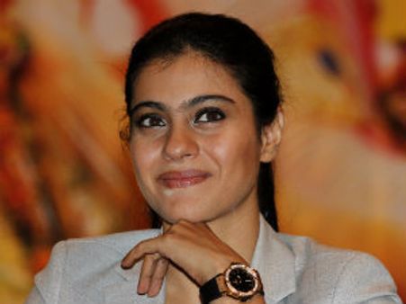 నటి కాజోల్ ఇంట్లో దొంగతనం: నిందితుల పట్టివేత