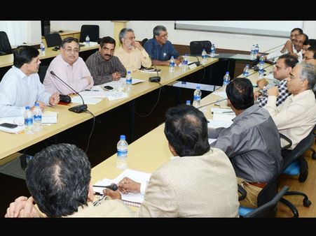 విచ్ఛిన్న శక్తులు లేకుండా ఏం చేయాలి: టిపై టాస్క్‌ఫోర్స్