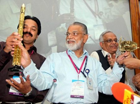 మార్స్ మిషన్: ఇస్రో చైర్మన్ రాధాకృష్ణన్‌కు సమైక్య సెగ