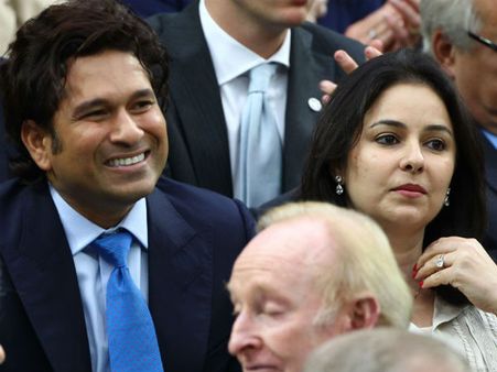 సచిన్‌కు బౌలింగ్: భార్య అంజలి అన్నట్లే....