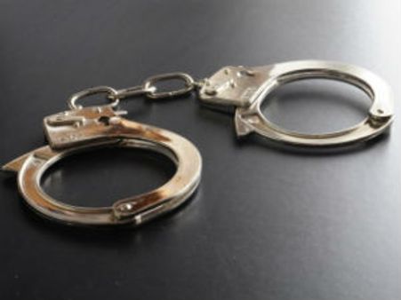 పాట్నా పేలుళ్లు: యువతి అరెస్ట్, ప్రేమించి ఇస్లాంలోకి..!