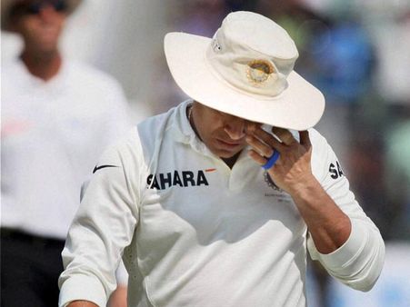 వీడ్కోలు: ఉద్వేగంతో కన్నీళ్లు పెట్టుకున్న సచిన్