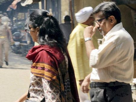 ఆరుషి-హేమరాజ్ హత్య కేసులో కొద్దిసేపట్లో కోర్టు తీర్పు