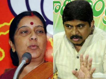 సీమ విభజనకు నో: పొన్నం, టి బిల్లు పెట్టాలన్న సుష్మ