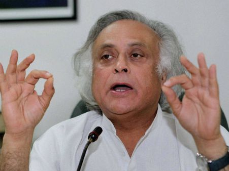 టి బిల్లులో తప్పులా: జైరాం ఆశ్చర్యం, స్వల్ప సవరణలు!