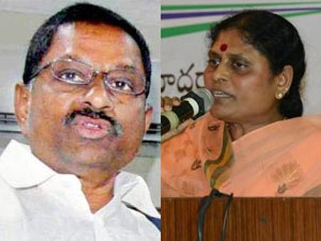 కిరణ్ పార్టీపై డిఎల్: బౌలింగ్, బ్యాటింగ్ లేదని విజయమ్మ