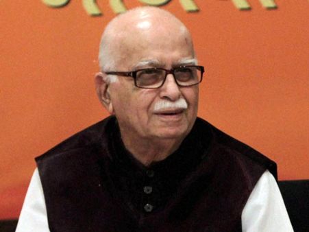 సర్దార్ పటేల్ ముస్లిం వ్యతిరేకి కాదు: ఎల్‌కె అద్వానీ