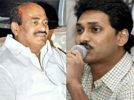  బాబును నిలదీయండి: జగన్, నన్ను తోసి తగ్గారు: జెసి