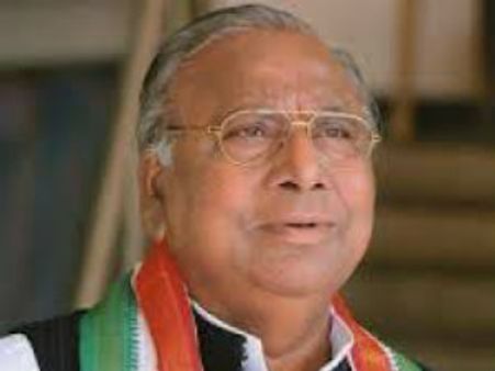 కిరణ్ హీరోయిజమేమైంది, రేపు చూస్తా: విహెచ్, జగన్‌పై