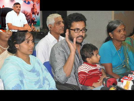 అధికారం లేదు కానీ: బస్సు ప్రమాదంపై శివాజీతో బొత్స!