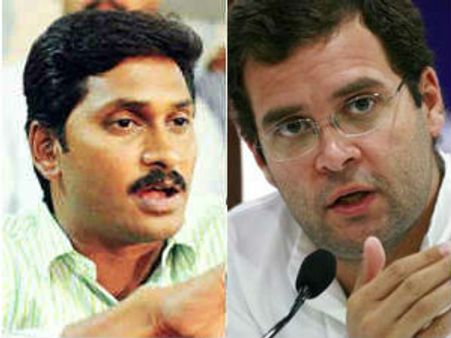  'శవం పక్కన సంతకాలు పెట్టించిన జగన్‌తో పోలికనా'