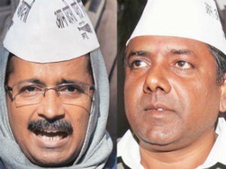 చిట్టా విప్పుతా: కేజ్రీవాల్‌పై సొంత ఎమ్మెల్యే, టీనా కూడా