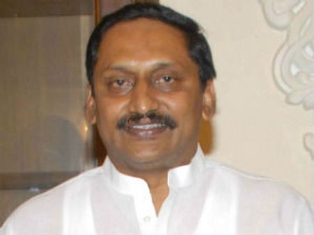 సిఎం అస్త్రం: బిల్లు వెనక్కి పంపాలని స్పీకర్‌కు నోటీస్