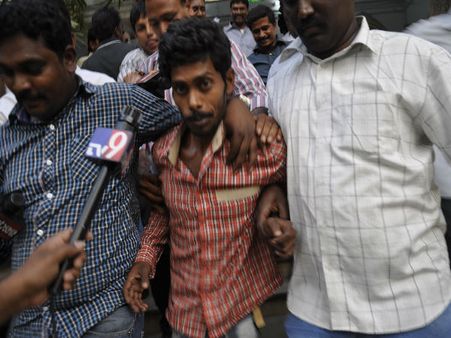 తనిష్క్ చోరీ: వారిద్దరు కలలు కని, కటకటాల వెనక్కి