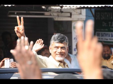 టీ బిల్లుపై అసెంబ్లీలో చర్చ: చంద్రబాబు సేఫ్?