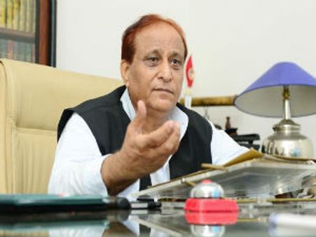 మంత్రి అజంఖాన్ 7 గేదెల చోరీ, వెతికే పనిలో పోలీసులు