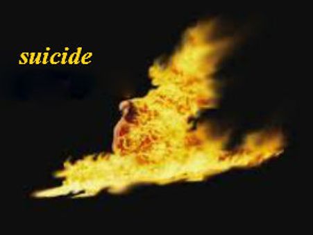 ఉద్యోగం లేదని కొడుకులను చంపిన తండ్రి: ఆత్మహత్య