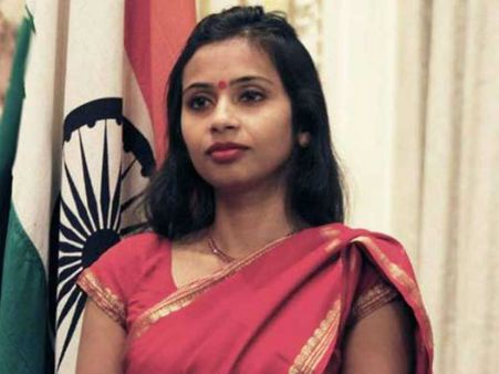 ఇండియాకి దేవయాని భర్త: జెఎన్‌యూలో పాఠాలు!