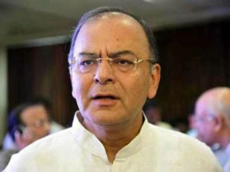 కాంగ్రెసుకు పట్టు లేదు: జైట్లీ, మాటలు చాలవు: సింఘ్వీ