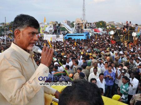 గుండెల్లో నిద్రపోతా: సోనియాకు చంద్రబాబు హెచ్చరిక
