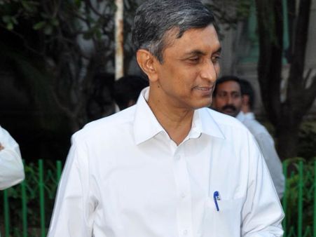 జెపికి హైదరాబాద్‌లో తెలంగాణ సెగ: తిరుపతిలో ఉద్రిక్తత