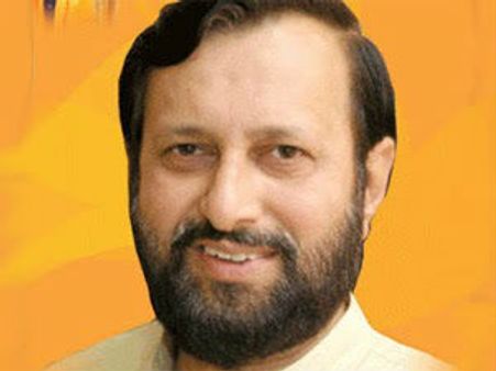 సోనియా మాట చెల్లట్లేదా, మేం క్లియర్: టిపై జవదేకర్