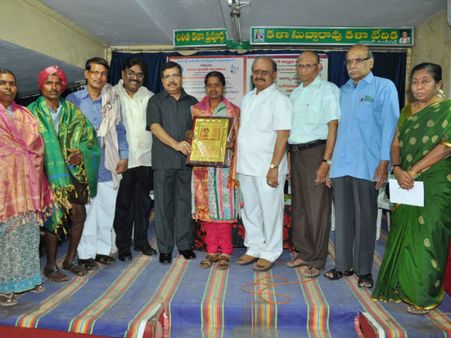  తెలుగులో వంద మార్కులు