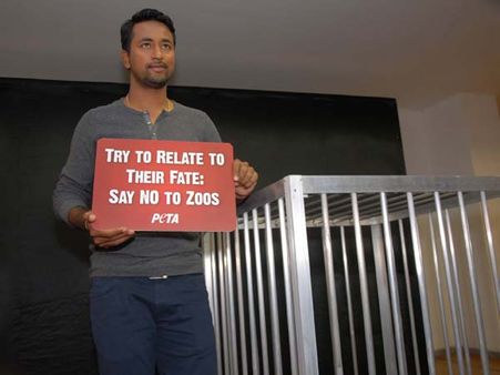 ప్లీజ్ వదలండి: ప్రజ్ఞాన్ ఓఝా స్వీయ నిర్బంధం(పిక్చర్స్)