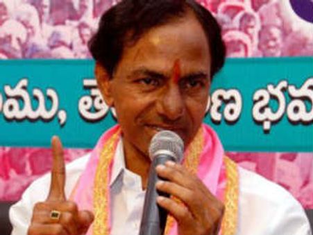 కెసిఆర్‌కి షాక్: కాంగ్రెస్‌లోకి ఎమ్మెల్యే, విలీనమైతే చిరులా