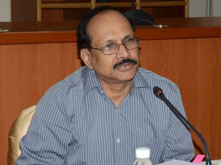 మొహంతికి పొడగింపు: ఘాటు లేఖ, కృష్ణారావు సెలవు