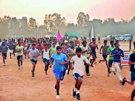ఆర్మీ రిక్రూట్‌మెంట్‌లో అపశృతి: 14 మందికి గాయాలు