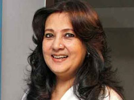 లోకసభ: దీదీ పార్టీ అభ్యర్థిగా సిరివెన్నెల నటి పోటీ