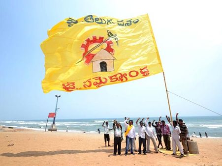 ఈ నెల 16న టిడిపిలోకి మాకినేని పెదరత్తయ్య