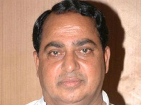 జగన్‌కు షాక్: కాంగ్రెసులోకి తిరిగి ఇంద్రకరణ్ రెడ్డి