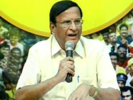 జగన్ కోసమే: చిరు జట్టుపై గాలి, భయం: సోమిరెడ్డి