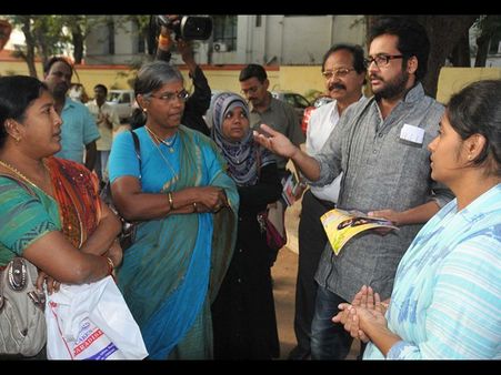 దానిపై ఎవరైనా కన్నేస్తే పోరాటమే: నటుడు శివాజీ