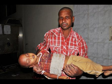 పిక్చర్స్: ఫ్యామిలీ ఆత్మహత్య, విద్యార్థిని సూసైడ్‌యత్నం