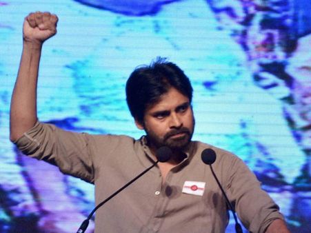 పవన్ కళ్యాణ్ జోక్యం: సత్యానికి చొప్పదండి టిడిపి టికెట్