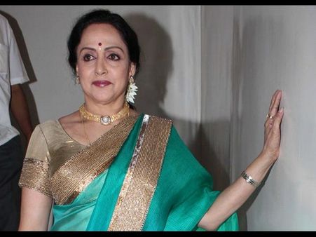 ఈ లక్ష్మిని పార్లమెంటుకు పంపండి: హేమామాలిని