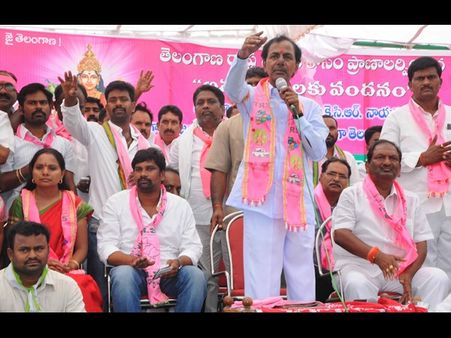 మోడీ శత్రువు, చంద్రబాబు అరెస్ట్ చేస్తానన్నారు: కెసిఆర్