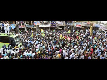 రాహుల్, కెసిఆర్‌లపై కిరణ్ సంచలనం, చిరుకి సిగ్గులేదు