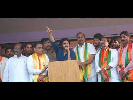 పవన్ కళ్యాణ్, లోకేష్: జగన్ టార్గెట్ (పిక్చర్స్)