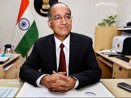 ఏ పార్టీకీ భయపడం: మోడీ వారణాసి ర్యాలీపై ఈసి