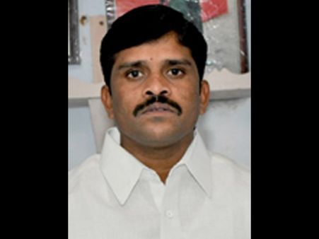 తెరాస రాములు హత్య, ఆ పక్కనే కెసిఆర్!(పిక్చర్స్)