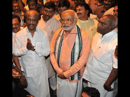 మోడీ విన్‌పై రజనీకాంత్, అతనేనని జైరాం: నగ్మా ఓటమి