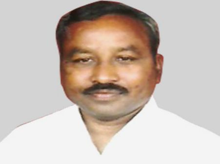 ఆర్డినెన్స్: ఊరు ఆంధ్రలో, ప్రాతినిధ్యం తెలంగాణకు