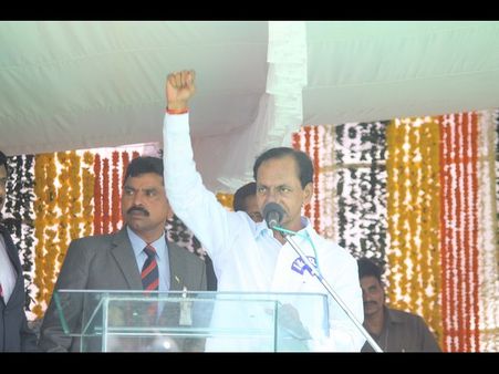 స్పెషల్ స్టేటస్: కెసిఆర్‌తో ప్రత్యేకంగా మోడీ, ఏకరువు