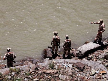 బియాస్ ట్రాజెడీ: టి ప్రభుత్వంపై అసహనం, గర్వంగా...