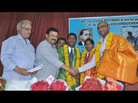 ఎవరెస్ట్ సాహస వీరులకు సన్మానం (పిక్చర్స్)